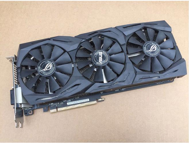 华硕Strix GTX 780 OC显卡性能出众，外观设计时尚有质感  第5张