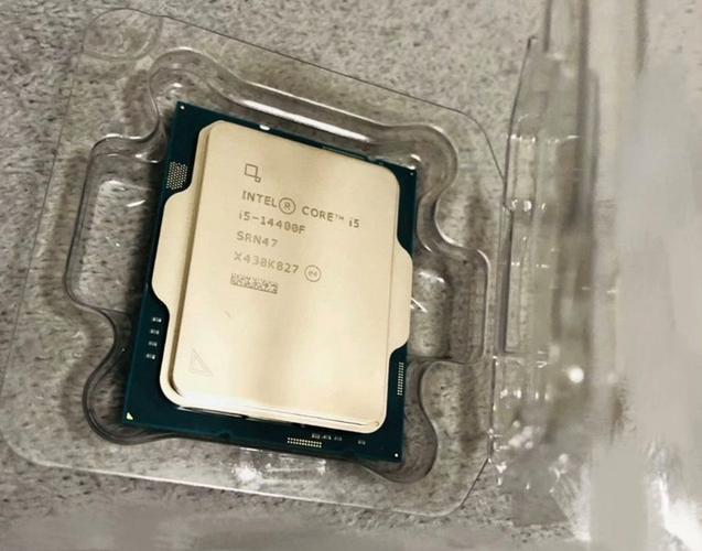备受青睐的e3 1231 v3处理器，与混合硬盘兼容性如何？  第2张