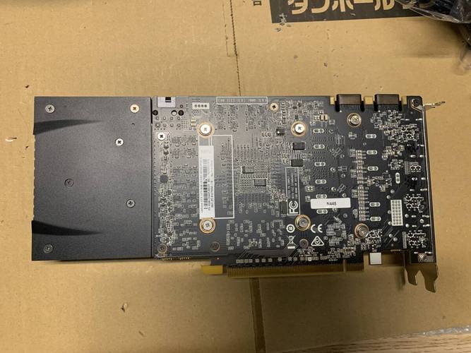 GTX1070输出接口大揭秘：HDMI接口的优势与使用要点？  第6张
