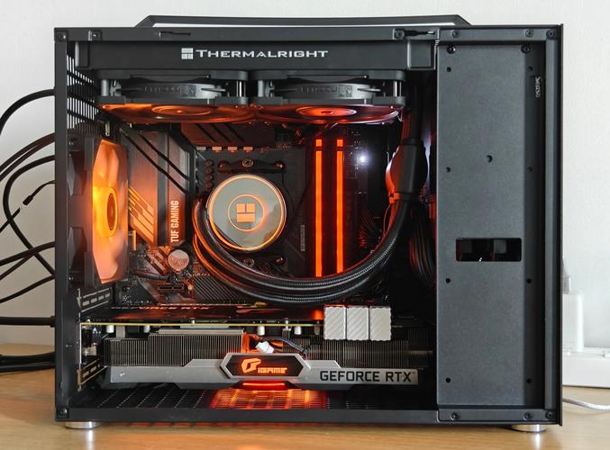 为GTX1070安装水冷设备，增强散热性能及更换操作步骤