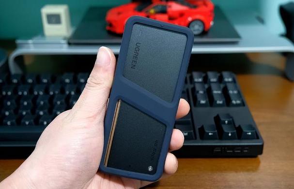 USB固态硬盘：小巧便携且功能强大，外观多样满足多样需求  第6张