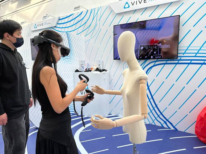 htc vive gtx960 HTC Vive与GTX960：虚拟现实领域的两大明星产品特点解析  第9张