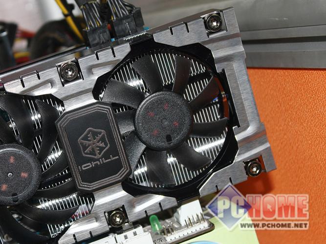冰龙GTX670显卡水冷散热设计，高效降温和提升性能的秘诀？  第9张
