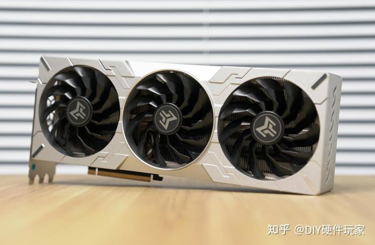 GTX980 OC PLUS PLUS显卡性能出众，游戏图形处理皆出色  第2张