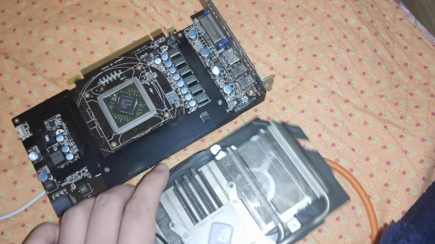 GTX560开盖全解析：更换硅脂增强散热，这些准备工作要做好  第7张
