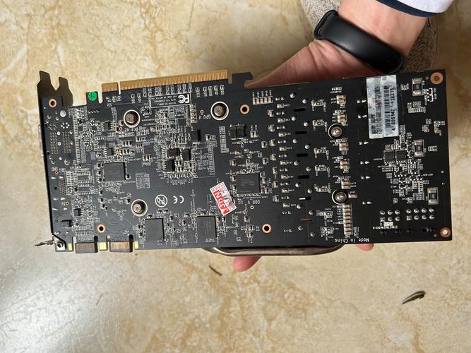 深入了解技嘉GTX960显卡拆解：准备工作与外壳拆卸详解  第7张