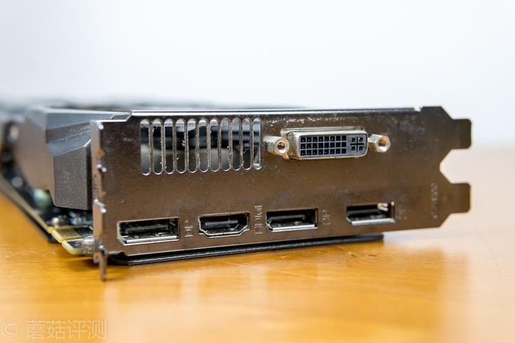 GTX960索泰显卡接口特性全解析，DVI接口优势尽显  第2张