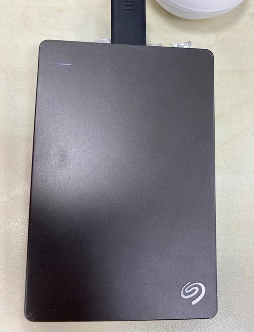 探索移动硬盘拆解的乐趣与知识，你知道这些准备工作吗？  第3张