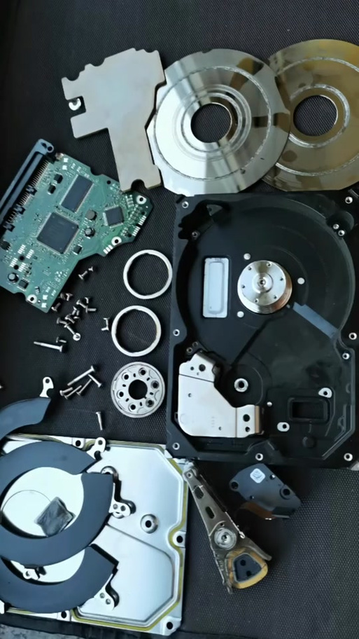 探索移动硬盘拆解的乐趣与知识，你知道这些准备工作吗？  第6张