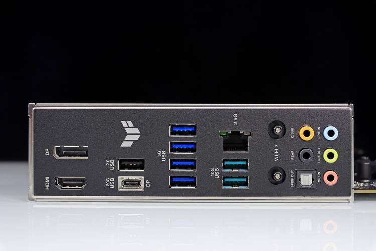 华硕GTX980的HDMI 华硕GTX980的HDMI接口有多重要？传输高清内容超关键  第2张