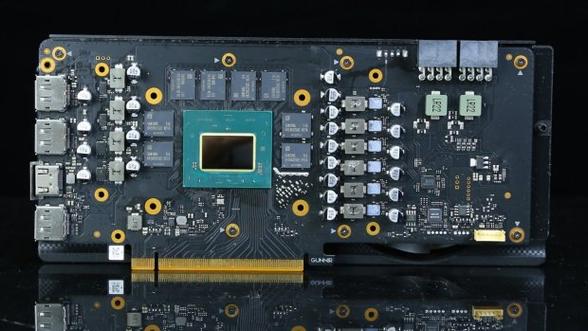 GTX580显卡散热难题待解！发热原因及影响大揭秘
