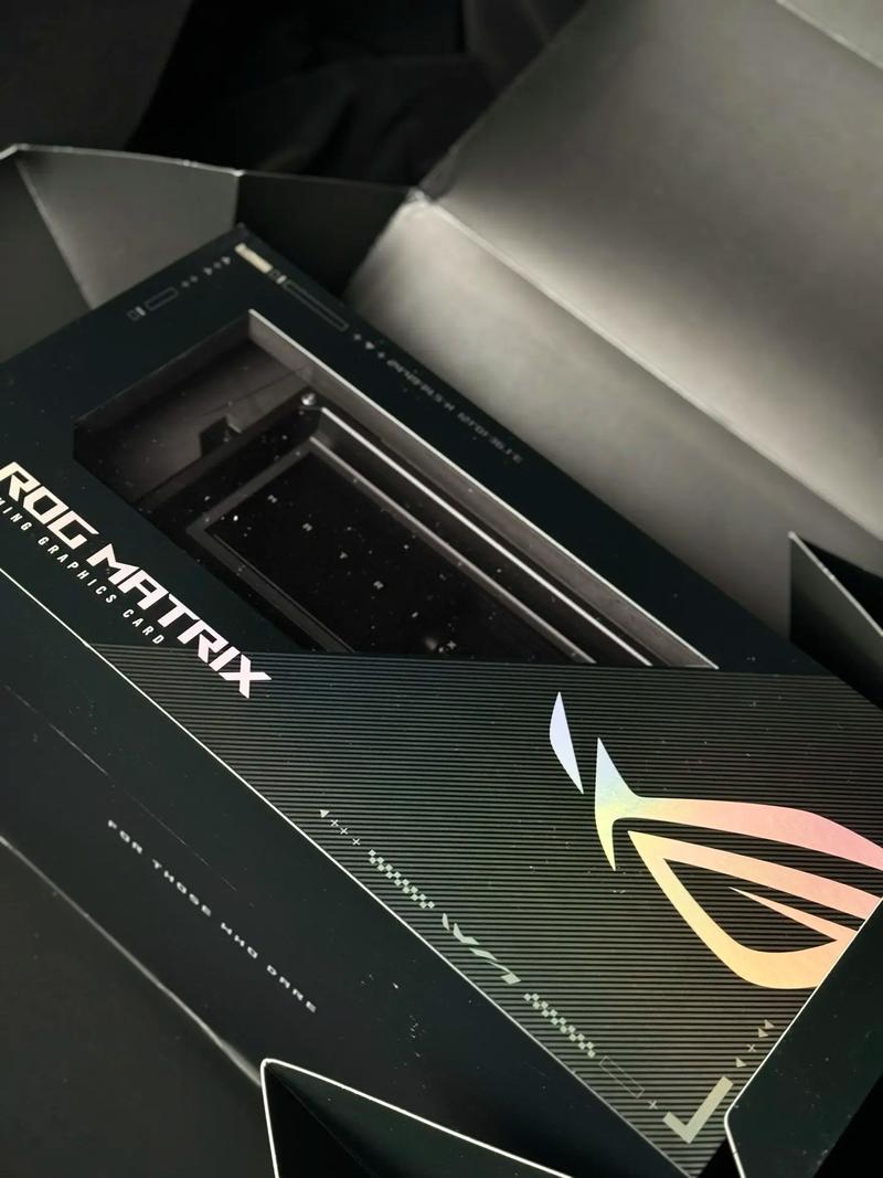 Rog GTX1080白金骇客：性能卓越且外观独特，多维度解析它的魅力  第4张